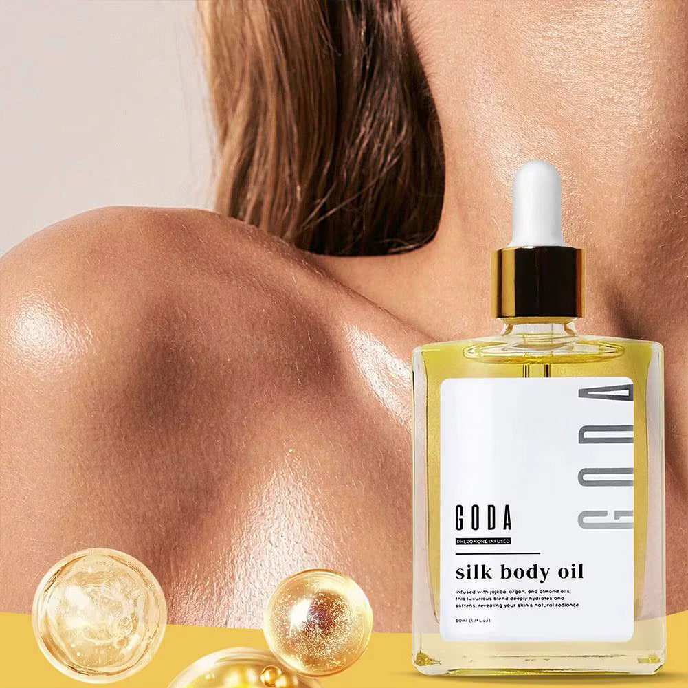 Gold Silk Body Oil gebruik op buik – hydraterende glow body oil thuis – ElleCera